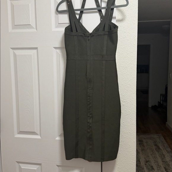 Stud-Trim Olive Green Bodycon Dress BEBE. Never worn. - Picture 3 of 3